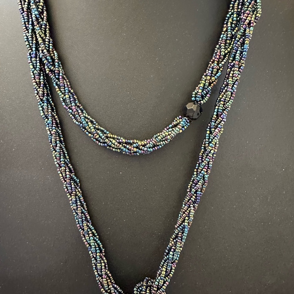 Long braided peacock glass seed bead necklace in continuous loop - Picture 3 of 5